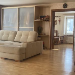 Продажа 2-к квартиры, 62.8 км.м., 3/5 этаж