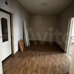 Доля в 1-к. квартире, 62,8 м², 8/12 эт.