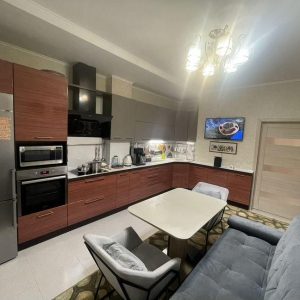 2-к. квартира, 74,2 м², 5/13 эт.