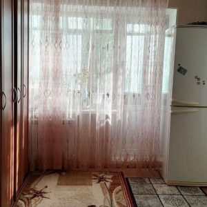 2-к. квартира, 43 м², 3/5 эт.