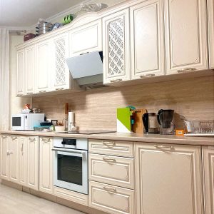 3-к. квартира, 72 м², 1/9 эт.