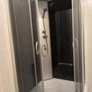 2-к. квартира, 55 м², 1/4 эт.